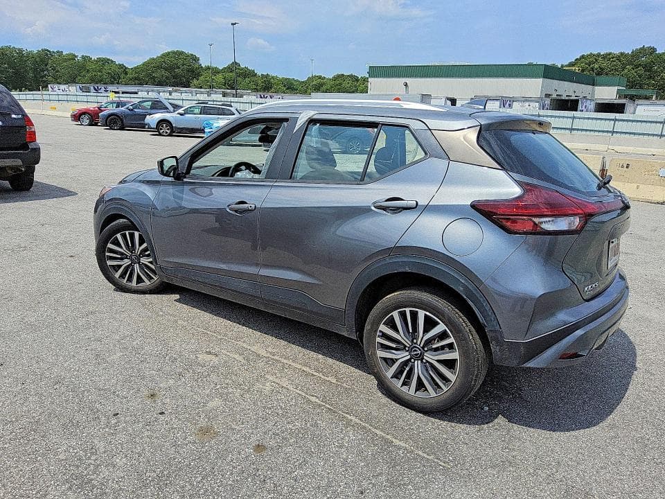 2022 NISSAN KICKS SV 2