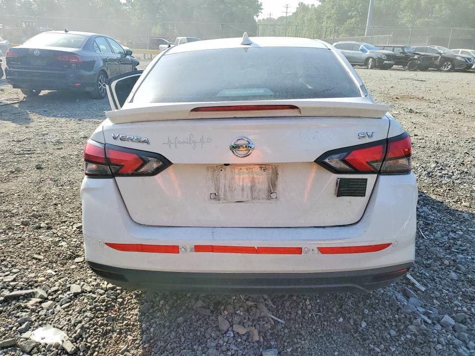 2021 NISSAN VERSA SV 6