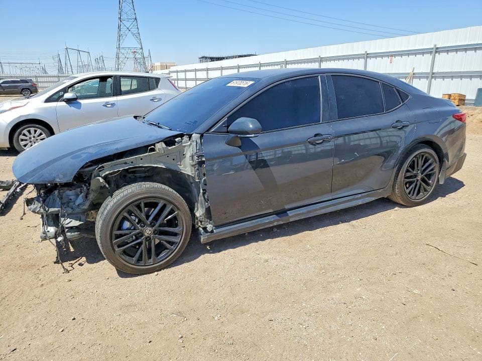 2025 TOYOTA CAMRY SE - 1
