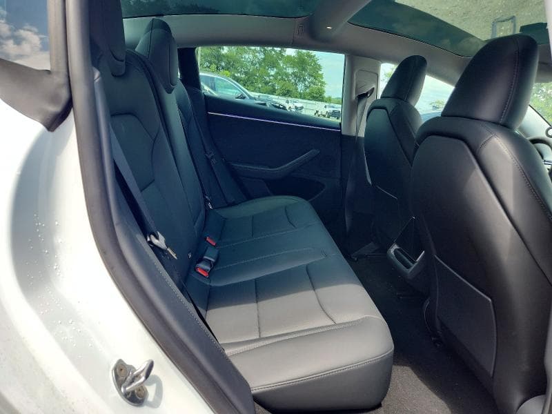 2026 TESLA MODEL 3 10