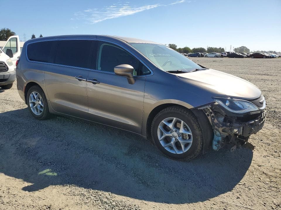 2018 CHRYSLER PACIFICA TOURING PLUS 4
