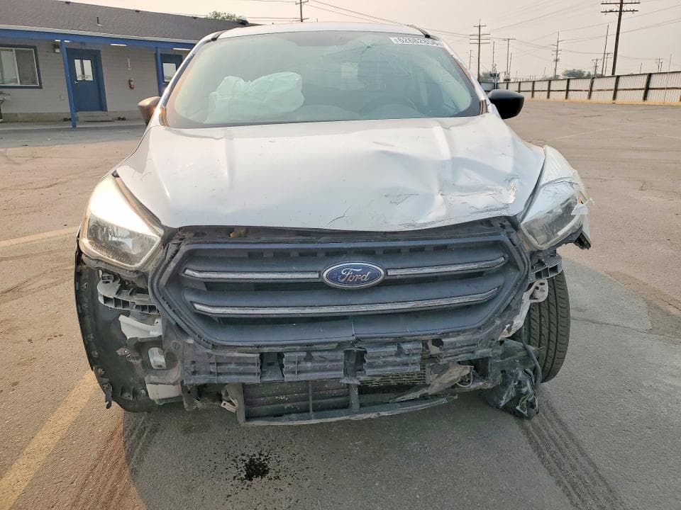 2017 FORD ESCAPE S 5
