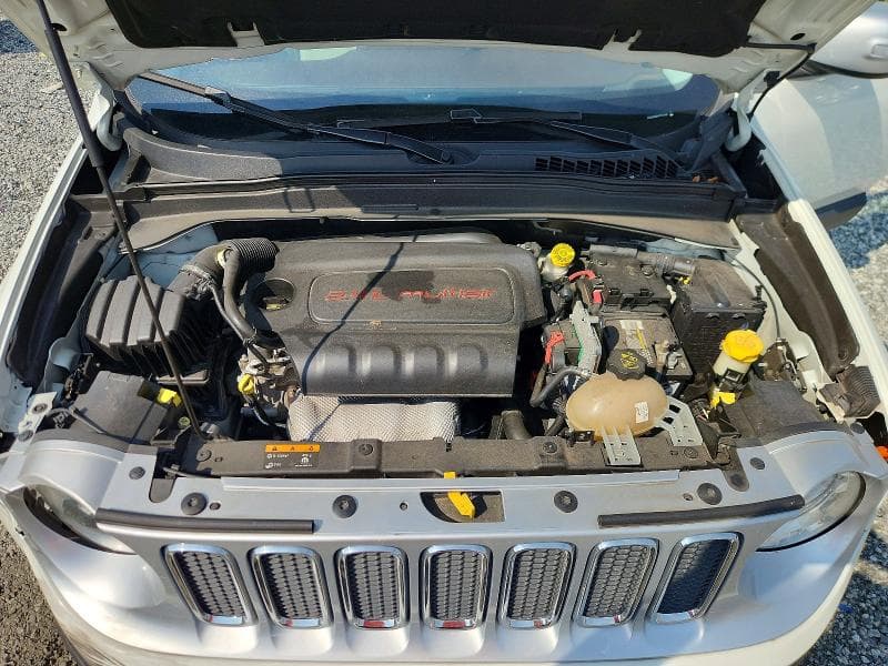 2017 JEEP RENEGADE LIMITED 12
