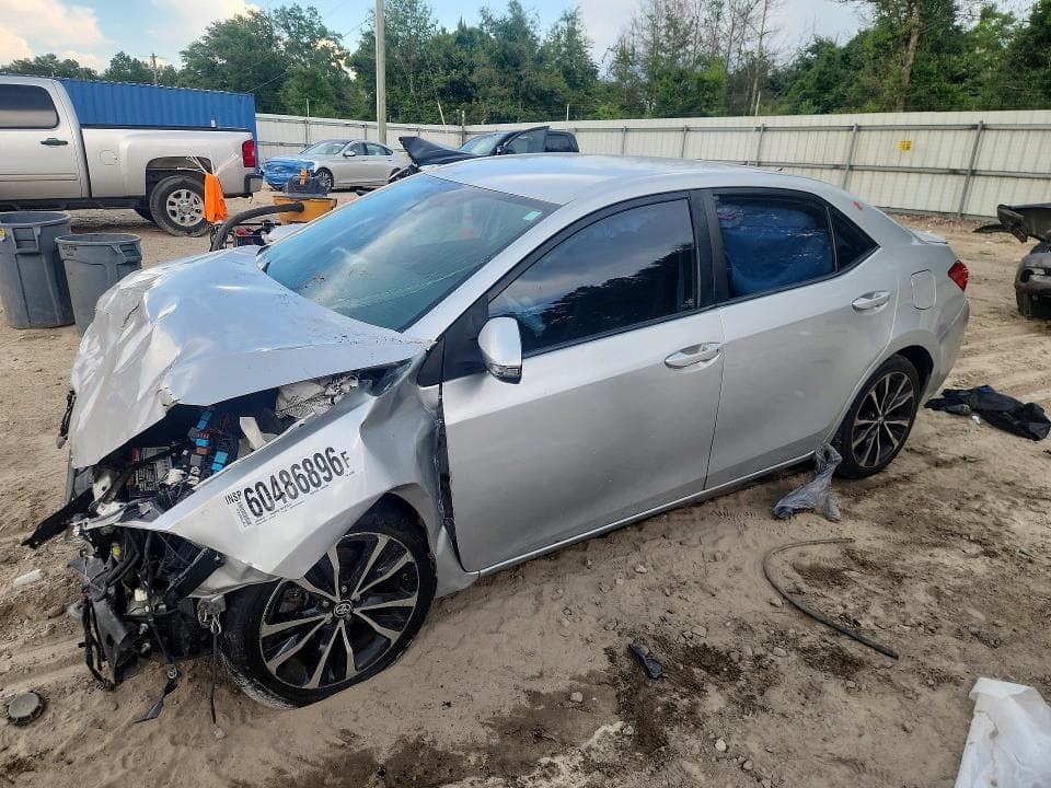 2017 TOYOTA COROLLA SE - 1