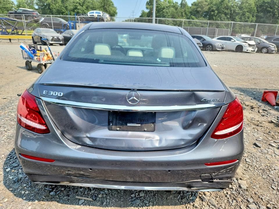 2017 MERCEDES-BENZ E 300 4MATIC 6