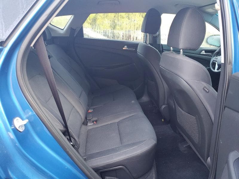 2020 HYUNDAI TUCSON SE 11