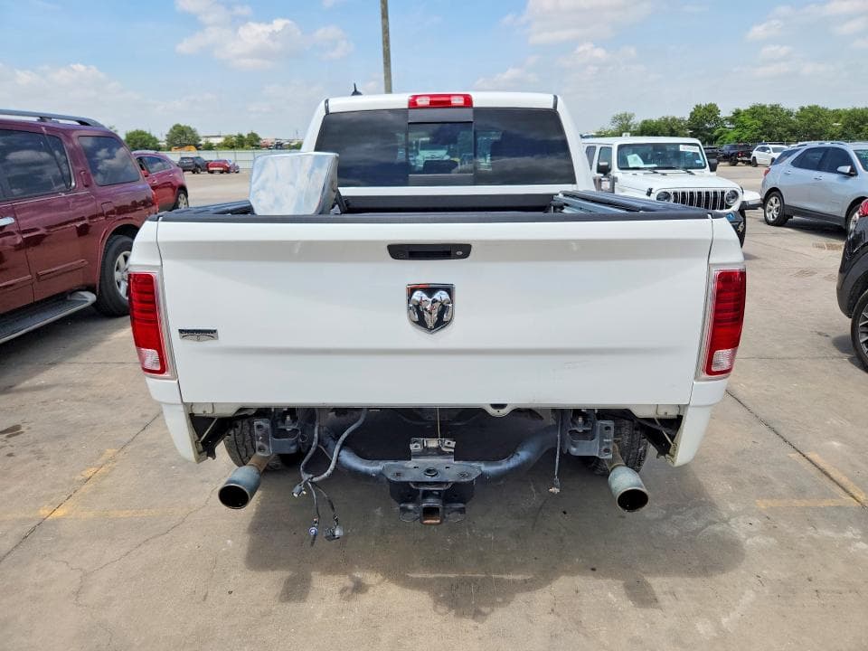 2017 RAM 1500 LARAMIE 6