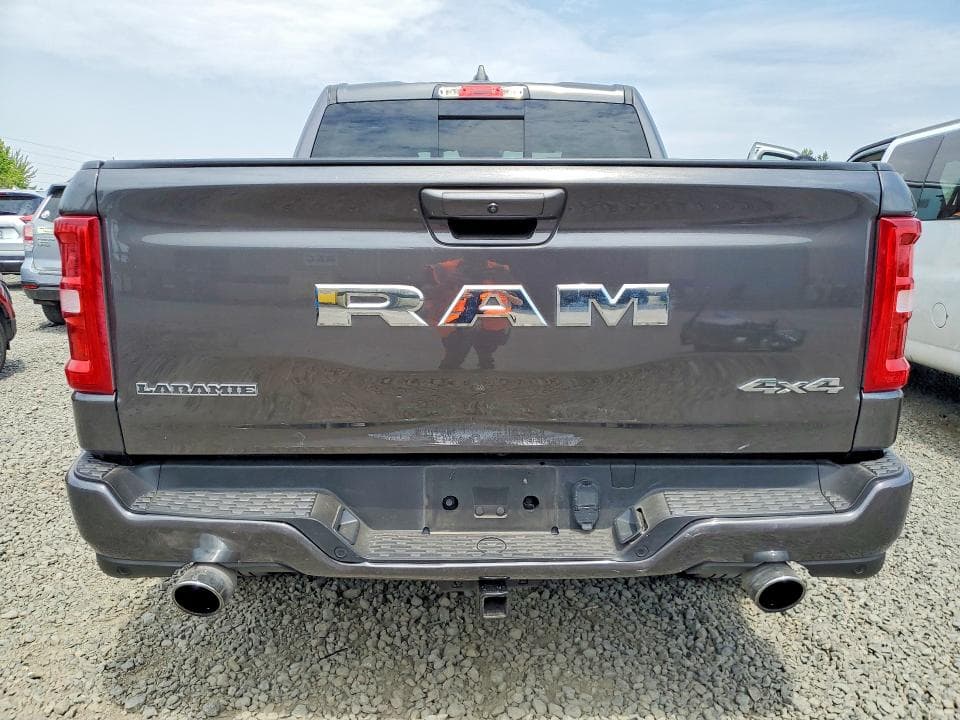 2025 RAM 1500 LARAMIE 6