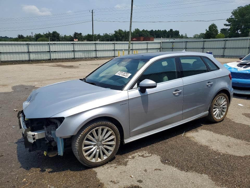 2017 AUDI A3 E-TRON PREMIUM PLUS - 1