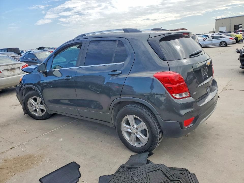 2018 CHEVROLET TRAX 1LT 2