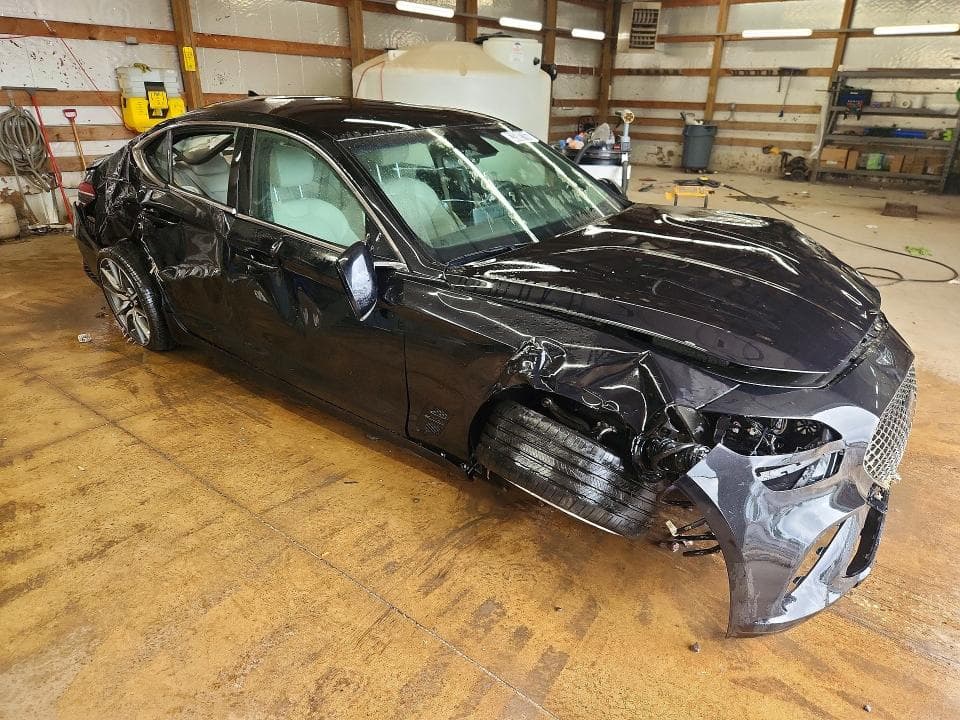 2024 GENESIS G70 2.5T STANDARD 4