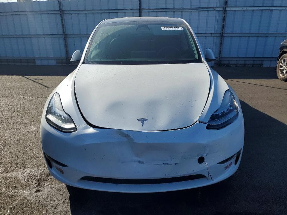 2023 TESLA MODEL Y 5