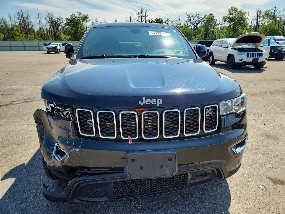 2020 JEEP GRAND CHEROKEE LAREDO 5