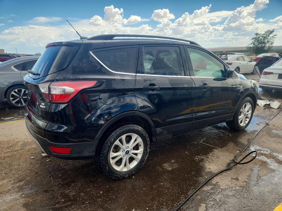 2018 FORD ESCAPE SE 3