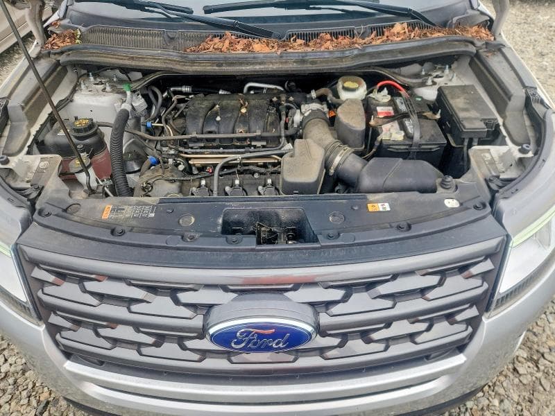 2018 FORD EXPLORER XLT 12