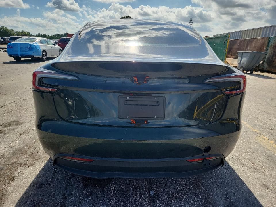 2026 TESLA MODEL 3 6