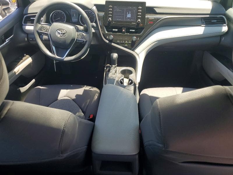 2022 TOYOTA CAMRY LE 8