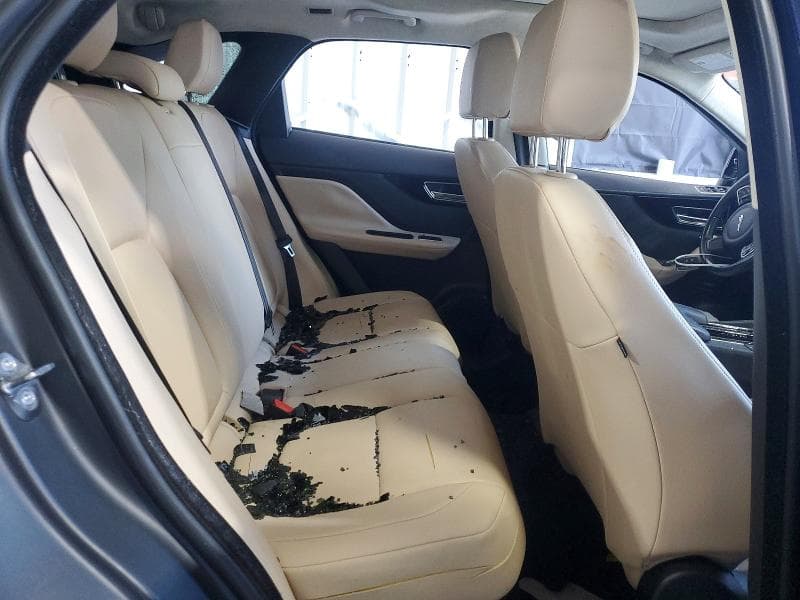 2019 JAGUAR F-PACE PREMIUM 11