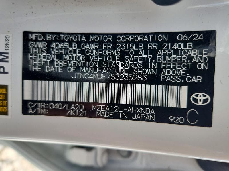 2025 TOYOTA COROLLA XSE 12