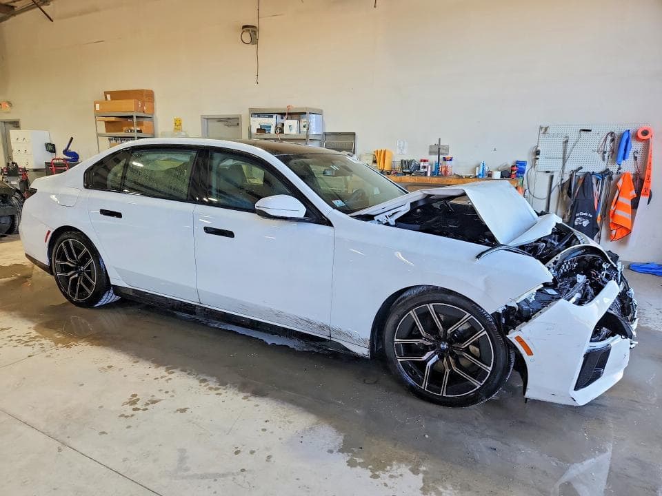 2026 BMW 740 XI 4