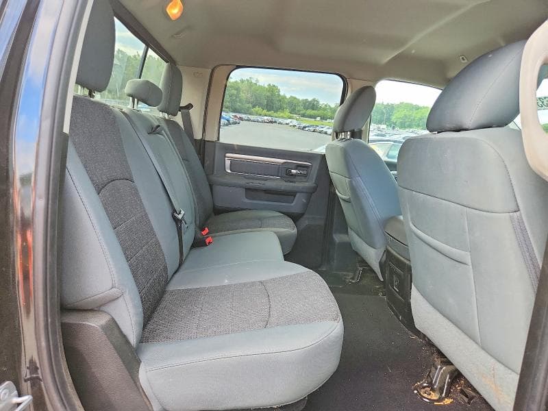 2018 RAM 1500 SLT 10