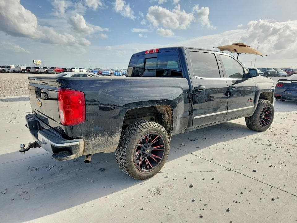 2018 CHEVROLET SILVERADO C1500 LTZ 3