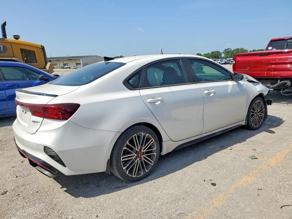 2022 KIA FORTE GT 3