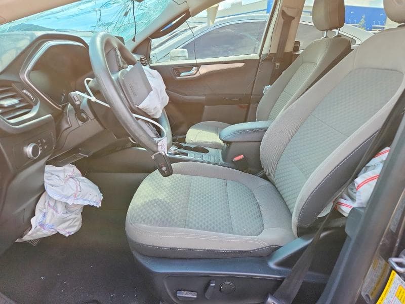 2020 FORD ESCAPE SE 7