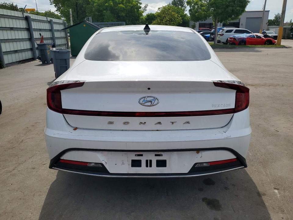 2022 HYUNDAI SONATA SE 6