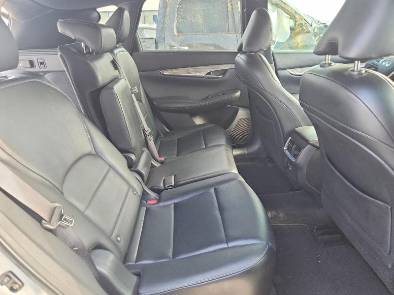 2020 INFINITI QX50 ESSENTIAL 10