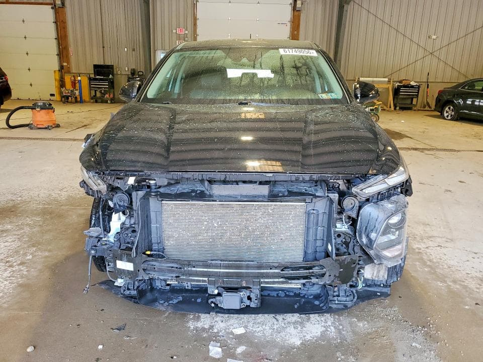 2019 HYUNDAI SANTA FE SE 5