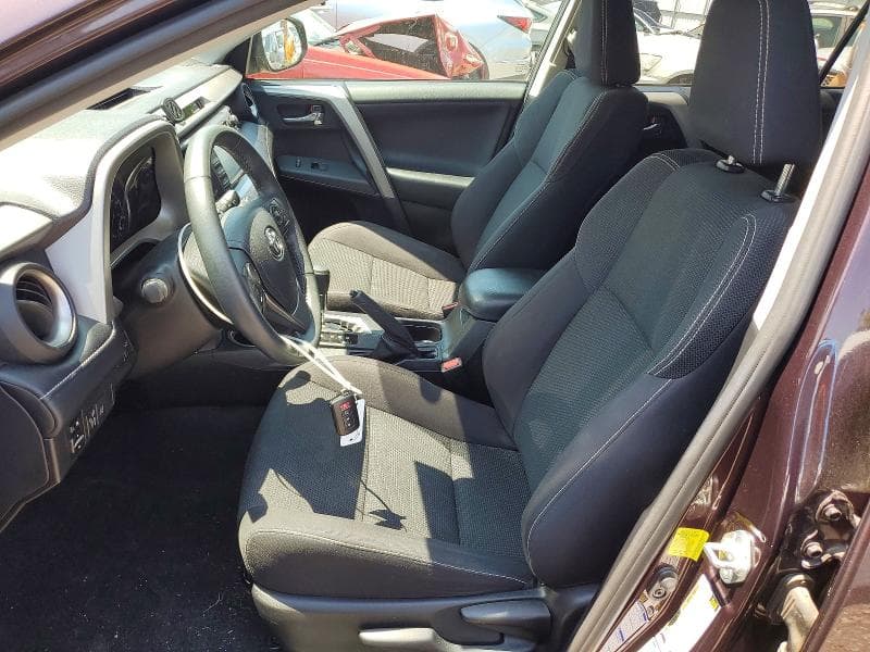 2017 TOYOTA RAV4 XLE 7