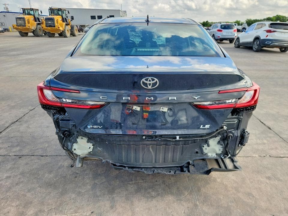 2025 TOYOTA CAMRY LE 6