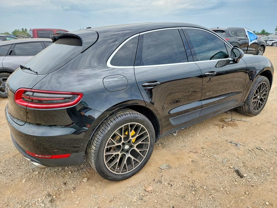 2017 PORSCHE MACAN S 3