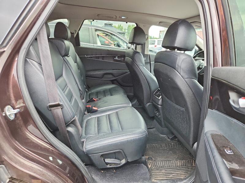 2018 KIA SORENTO EX 11