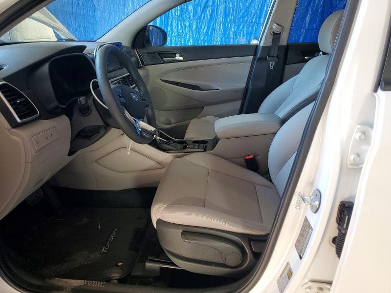 2020 HYUNDAI TUCSON SE 7