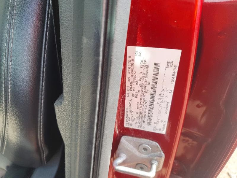 2019 FORD ESCAPE SEL 12