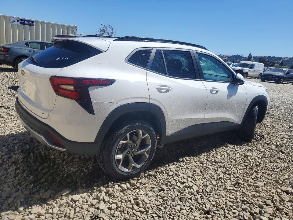 2026 CHEVROLET TRAX 1LT 3