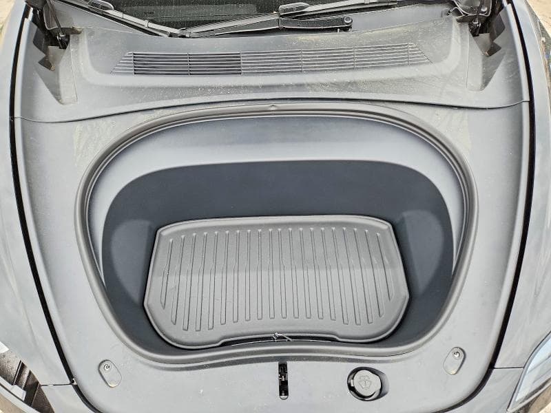 2026 TESLA MODEL 3 11