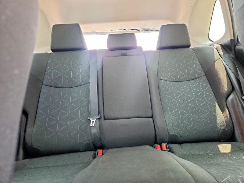 2024 TOYOTA RAV4 XLE 10