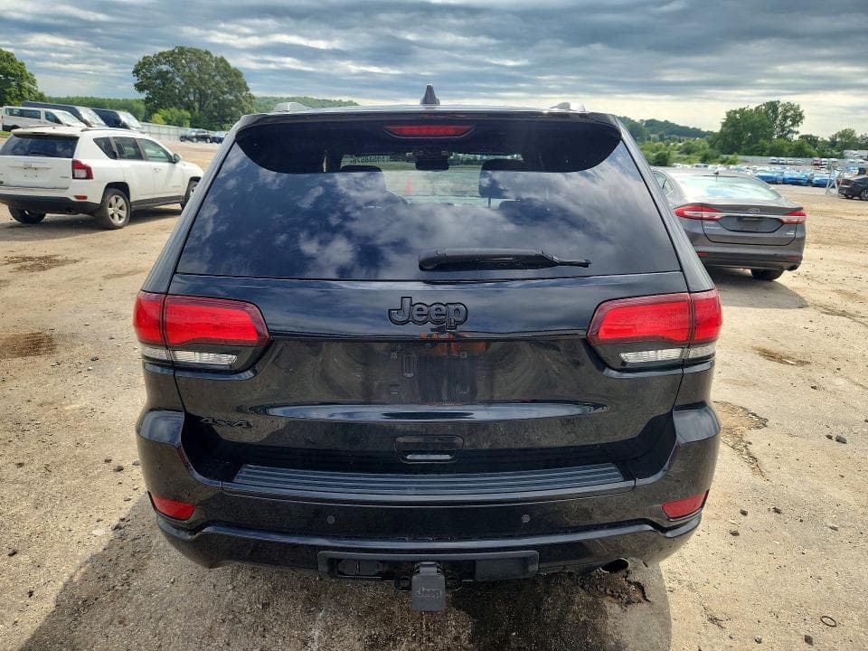 2018 JEEP GRAND CHEROKEE LAREDO 6