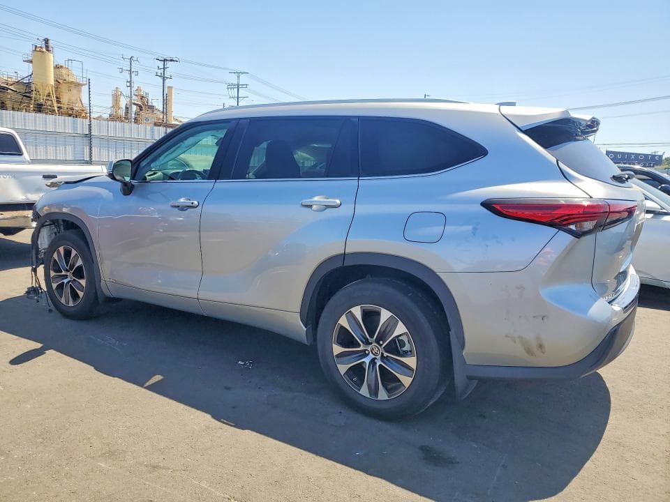 2022 TOYOTA HIGHLANDER HYBRID XLE 2