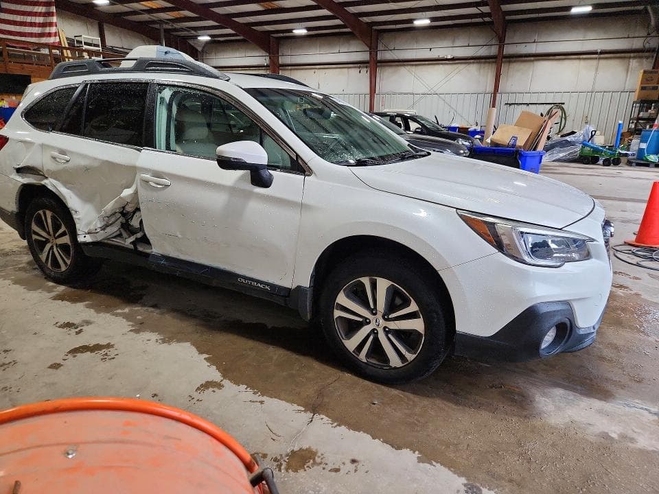 2019 SUBARU OUTBACK 2.5I LIMITED 4