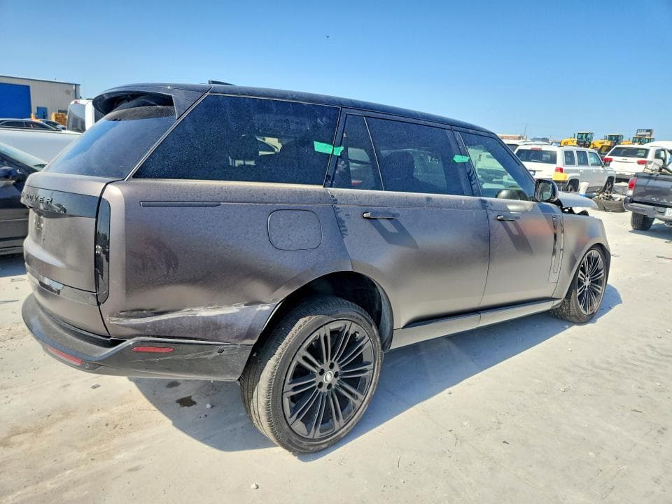 2025 LAND ROVER RANGE ROVER SE 3