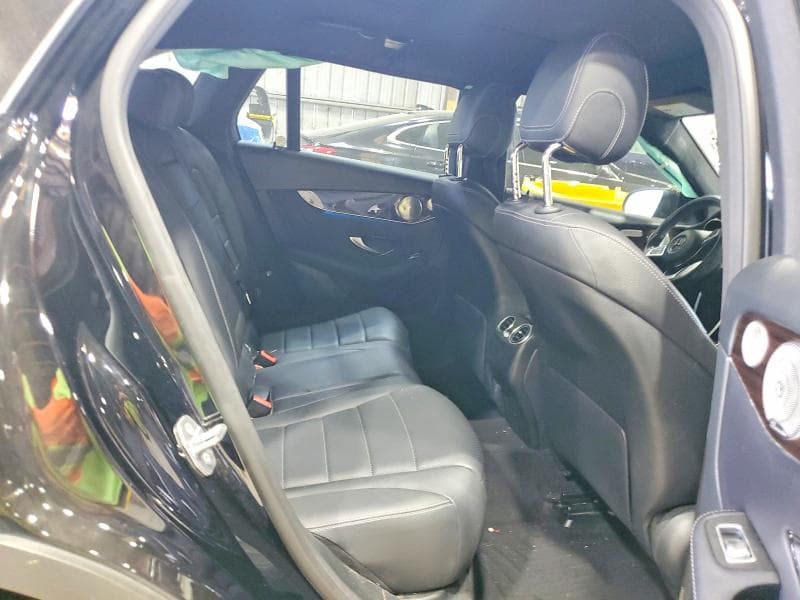 2018 MERCEDES-BENZ GLC 300 4MATIC 11