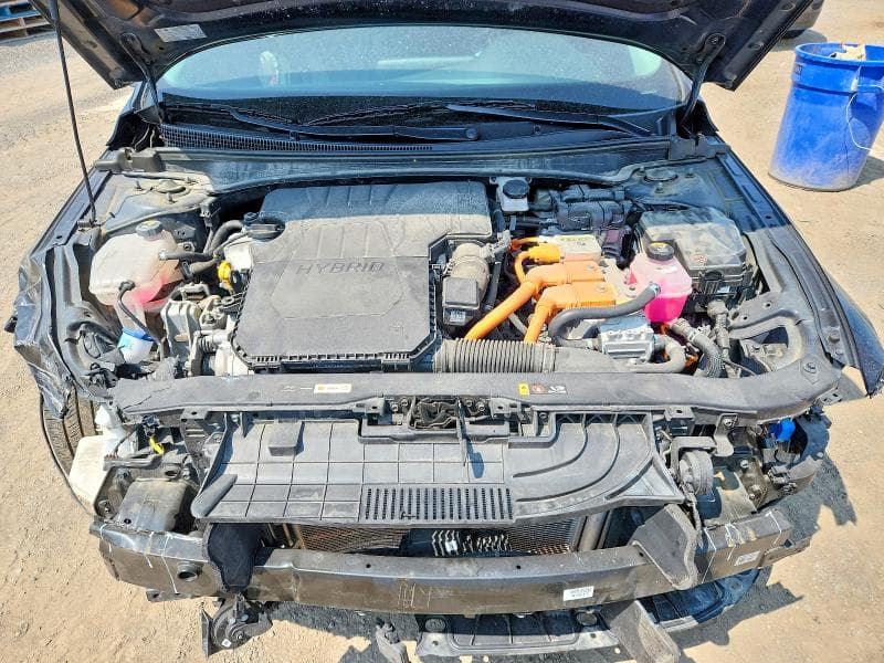 2025 HYUNDAI ELANTRA LIMITED 11