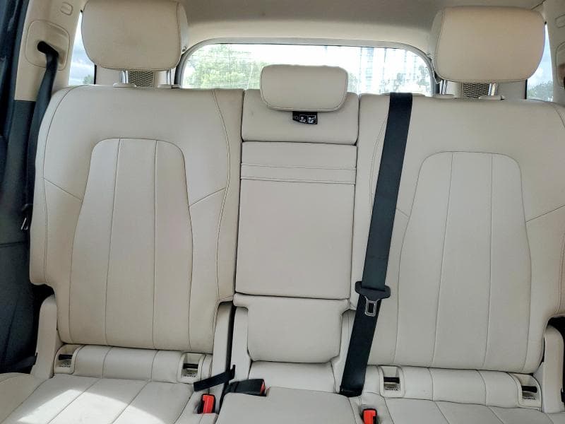 2020 MERCEDES-BENZ GLB 250 10