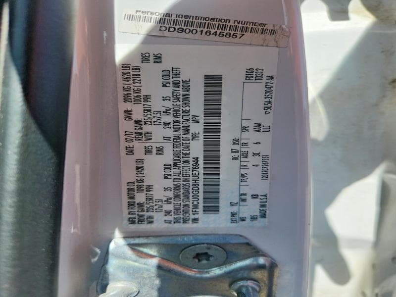 2017 FORD ESCAPE SE 14