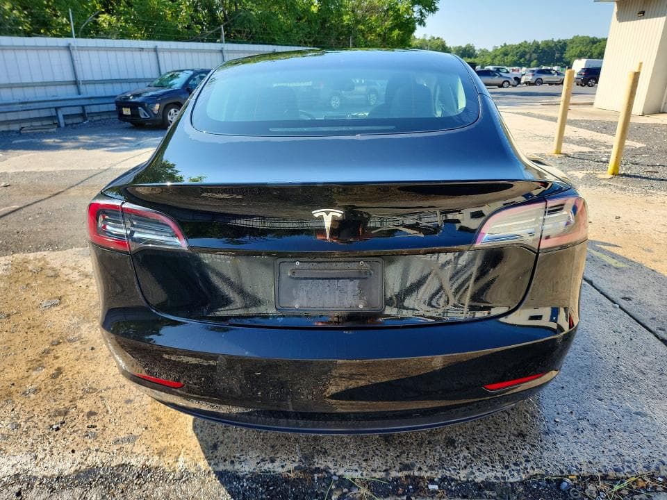 2022 TESLA MODEL 3 6