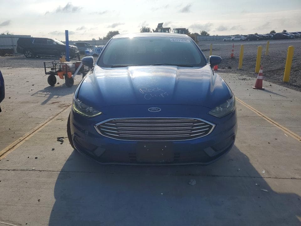 2017 FORD FUSION SE 5